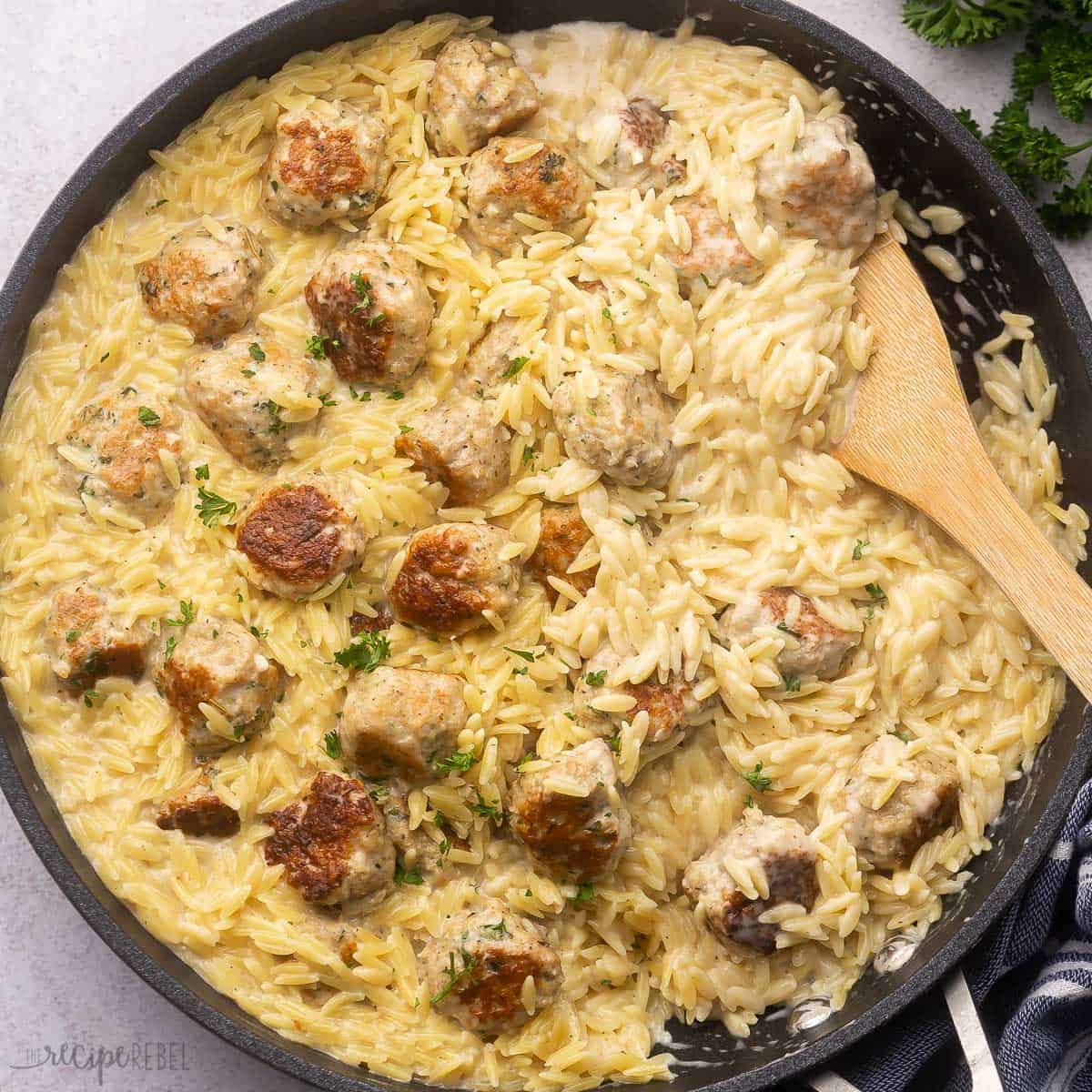 Easy One-Pan Chicken Meatballs & Orzo: Quick Weeknight Dinner
